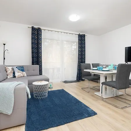 B 104 Apartment *